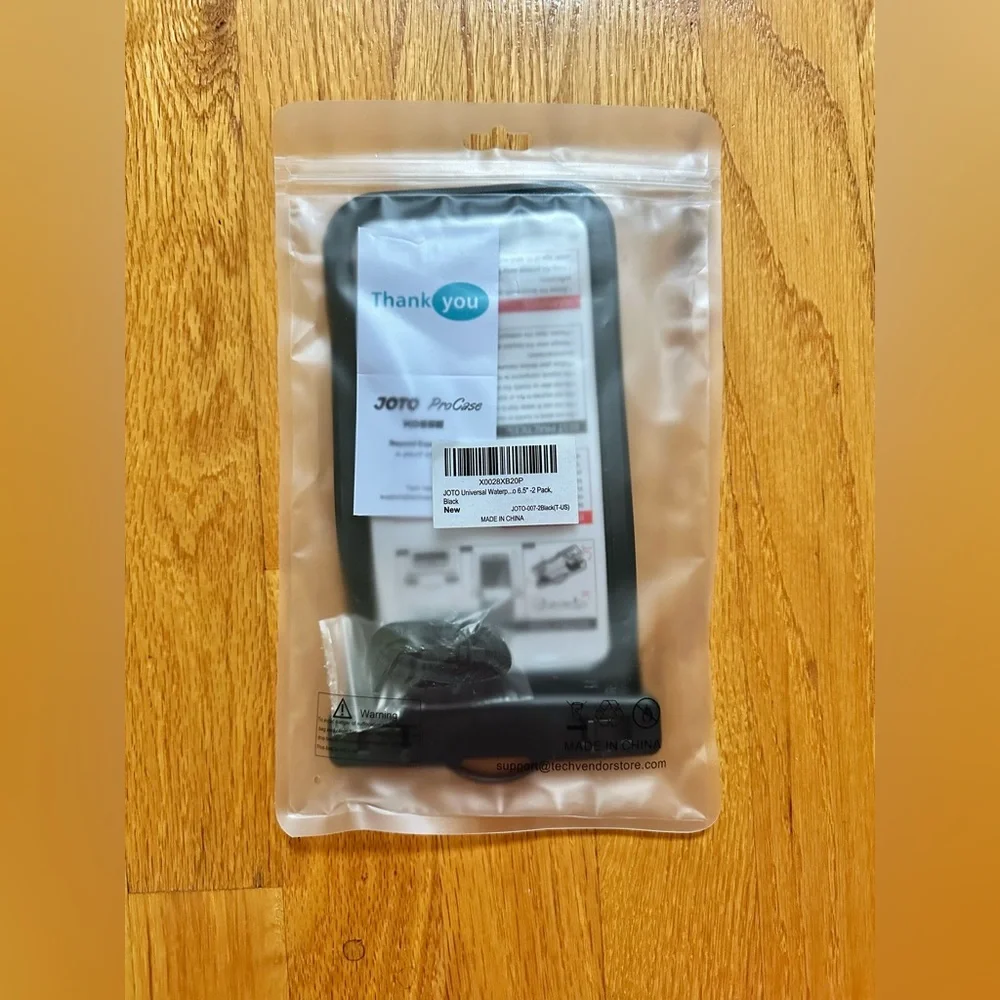 NWT JOTO Waterproof Phone Case